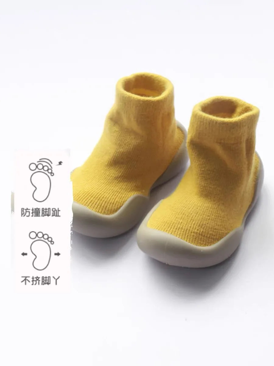 Non-Slip Baby Walking Shoes – Soft Sock-Style Shoes for Boys & Girls (Spring/Autumn)