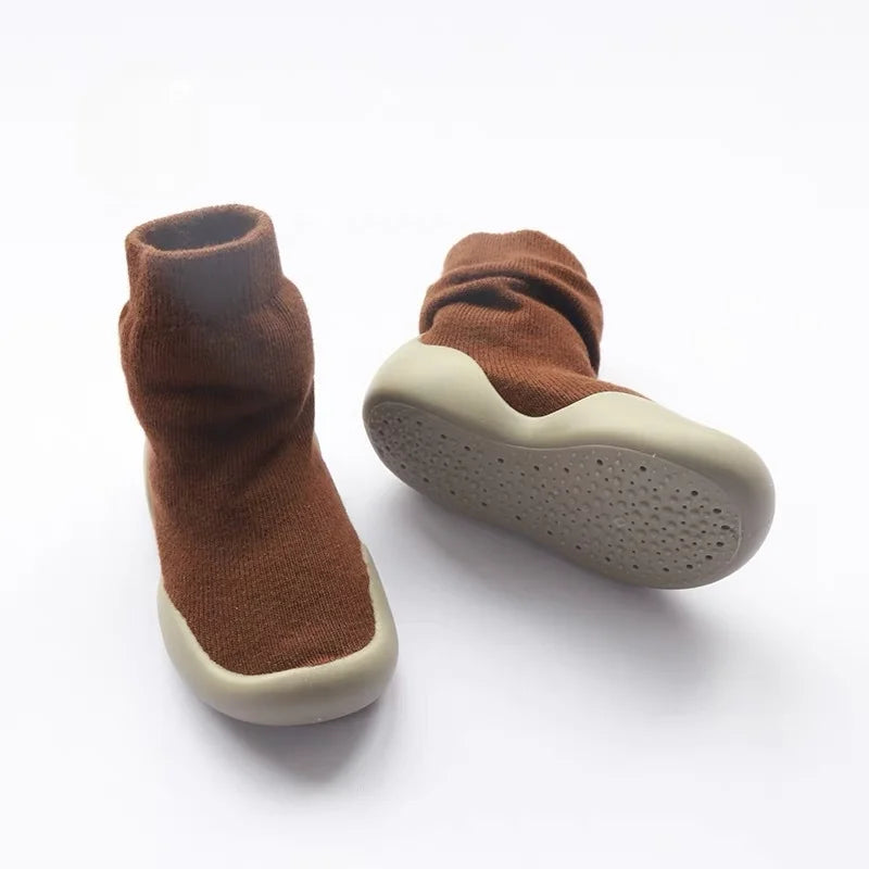 Non-Slip Baby Walking Shoes – Soft Sock-Style Shoes for Boys & Girls (Spring/Autumn)