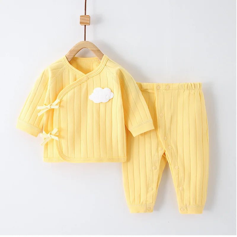 Newborn Baby Outfit Set (0–6M) – Long Sleeve Top & Pants