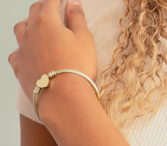 Heart Cuff Bracelet (Engraving)