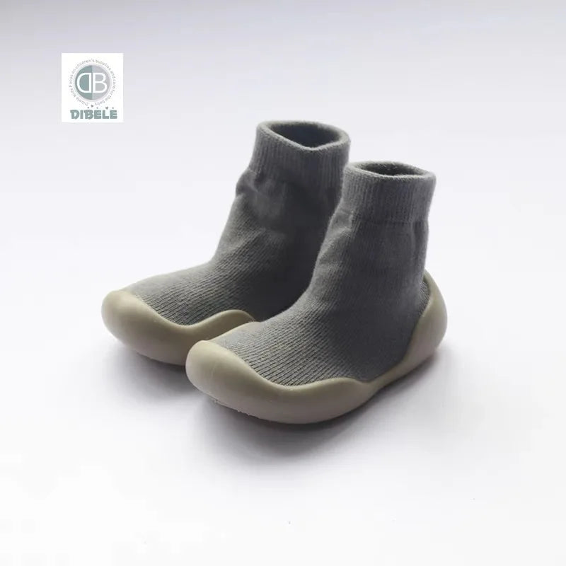 Non-Slip Baby Walking Shoes – Soft Sock-Style Shoes for Boys & Girls (Spring/Autumn)